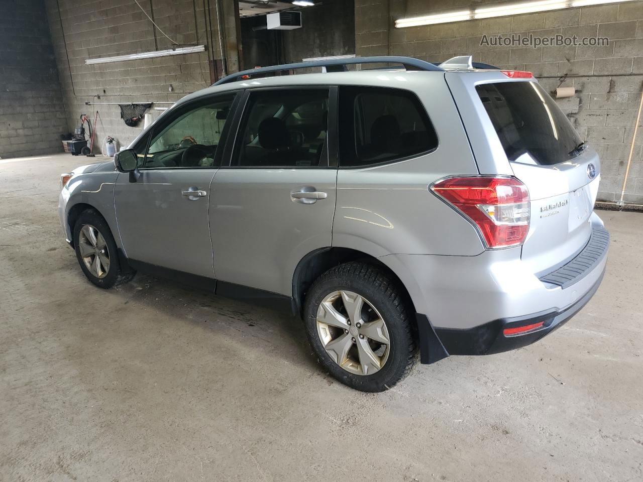 2016 Subaru Forester 2.5i Premium Silver vin: JF2SJADC8GH542217