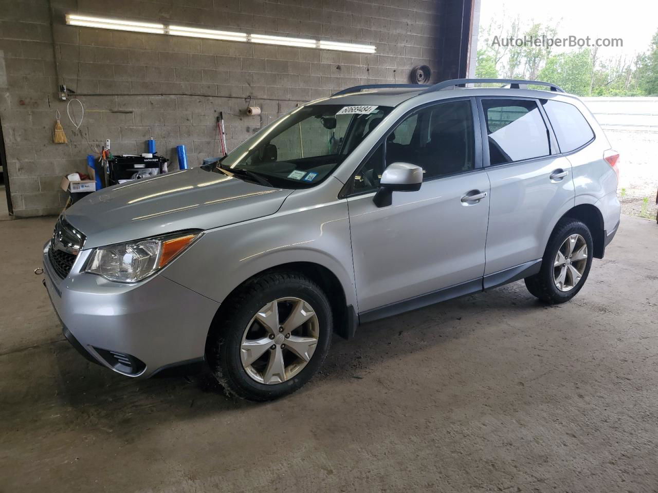 2016 Subaru Forester 2.5i Premium Silver vin: JF2SJADC8GH542217