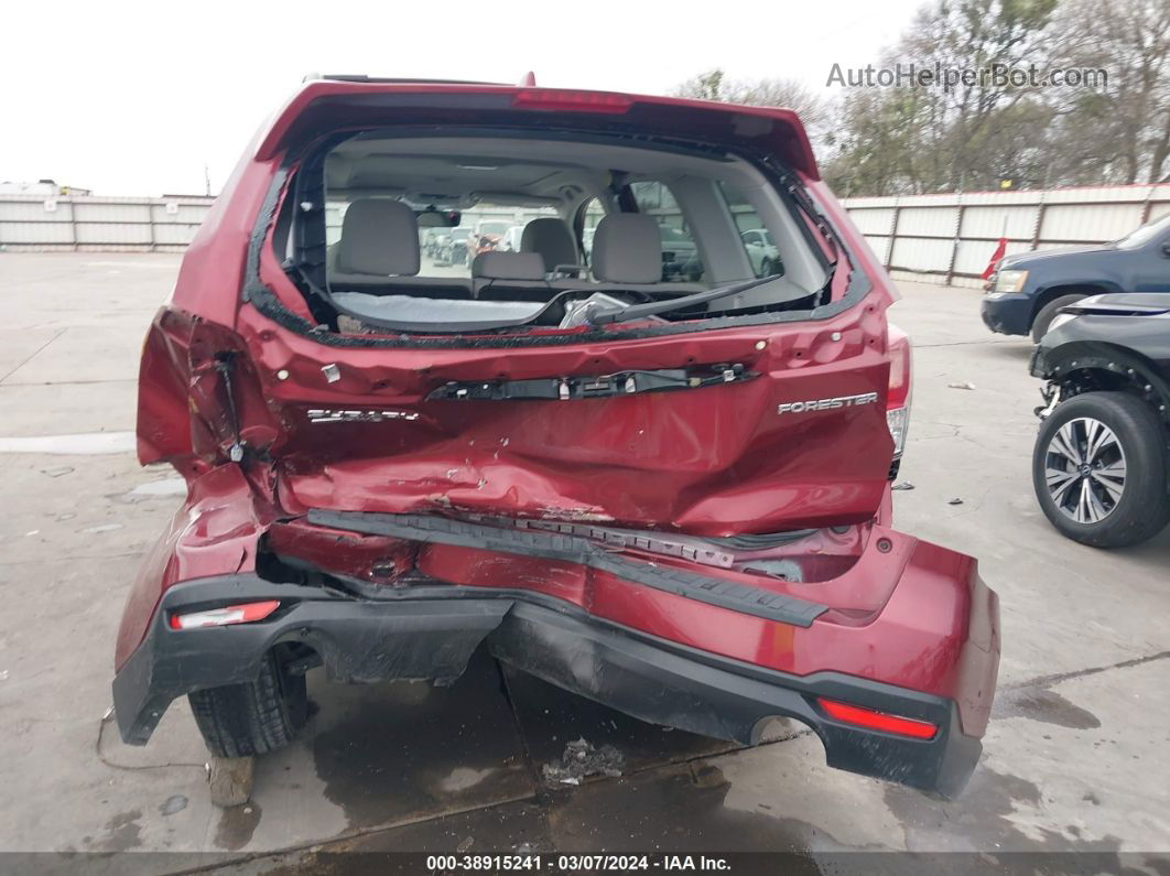 2018 Subaru Forester 2.5i Premium Red vin: JF2SJADC8JH573216