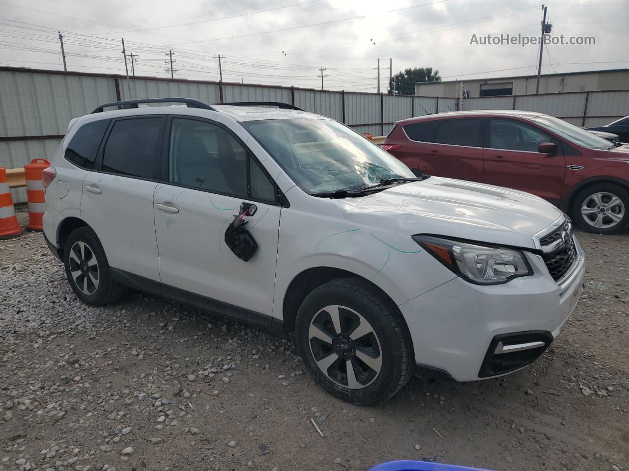 2017 Subaru Forester 2.5i Premium White vin: JF2SJAEC0HH487598