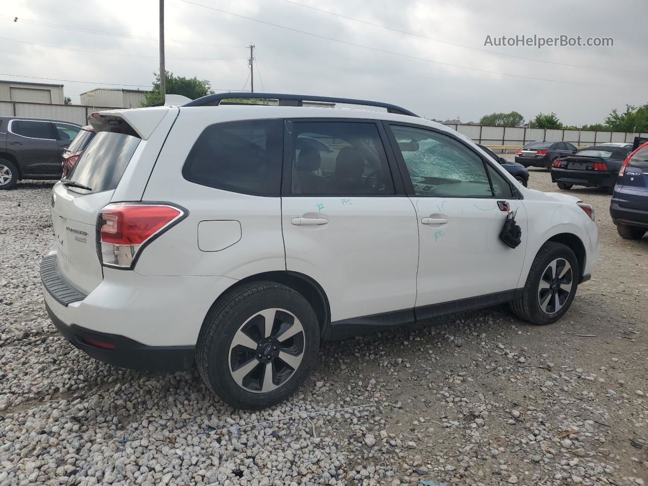 2017 Subaru Forester 2.5i Premium White vin: JF2SJAEC0HH487598