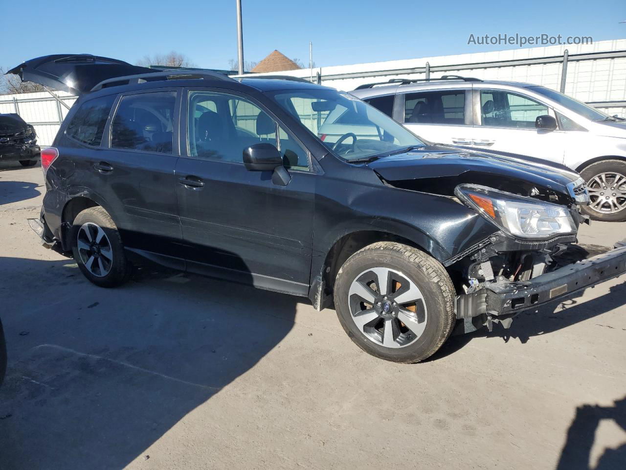 2018 Subaru Forester 2.5i Premium Black vin: JF2SJAEC1JH601789