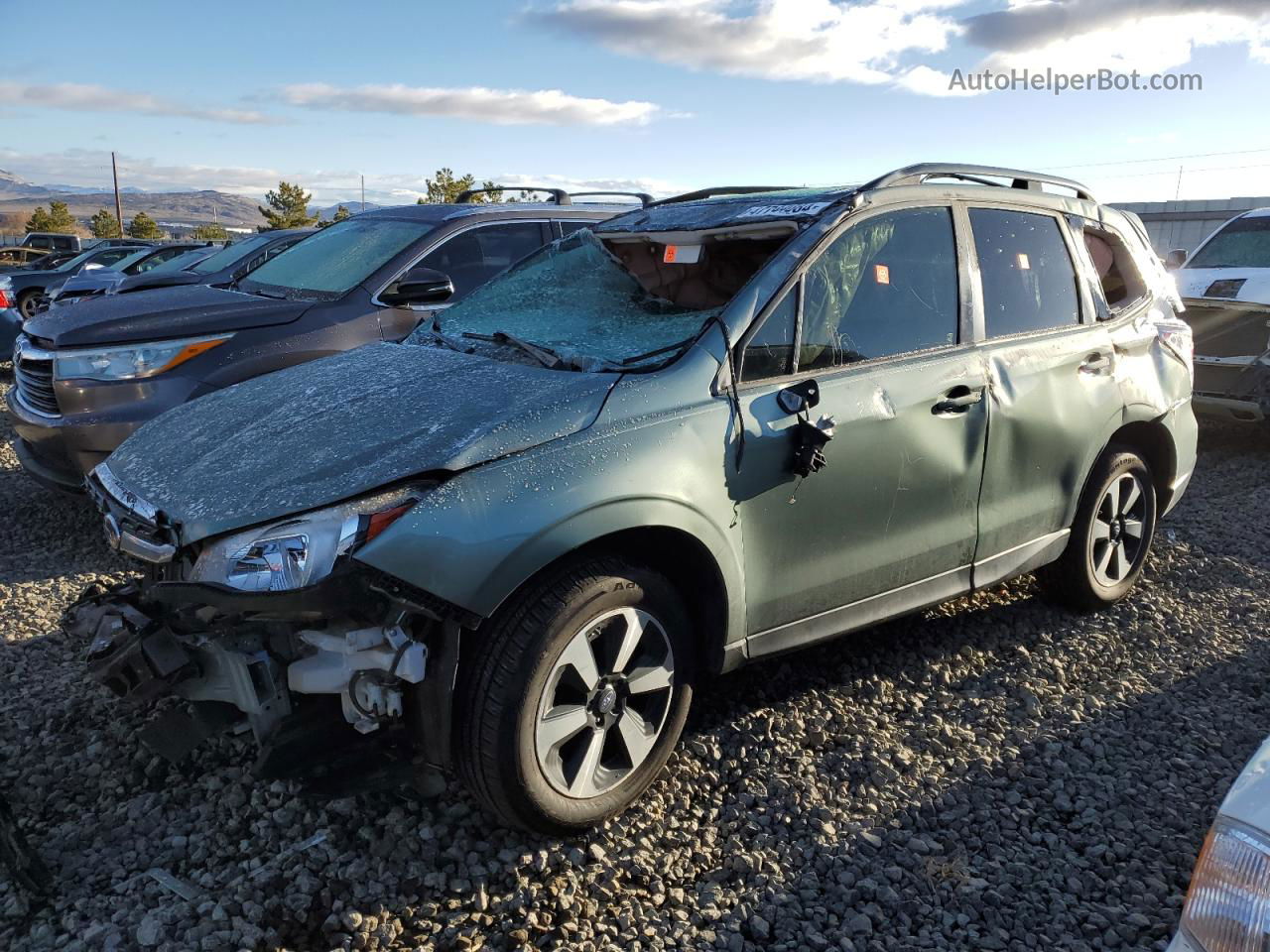 2017 Subaru Forester 2.5i Premium Зеленый vin: JF2SJAEC2HH564259