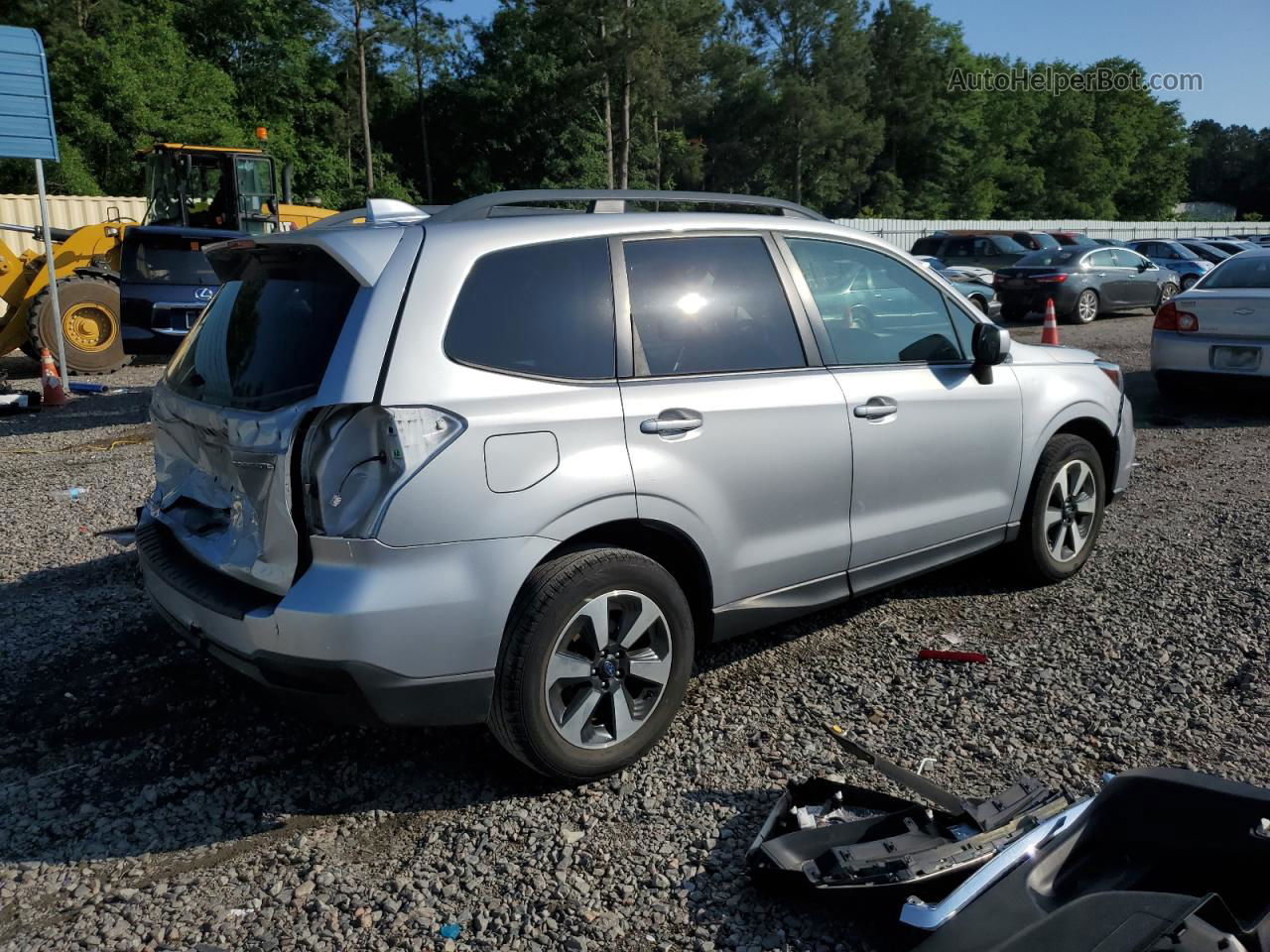 2018 Subaru Forester 2.5i Premium Silver vin: JF2SJAEC2JH479900