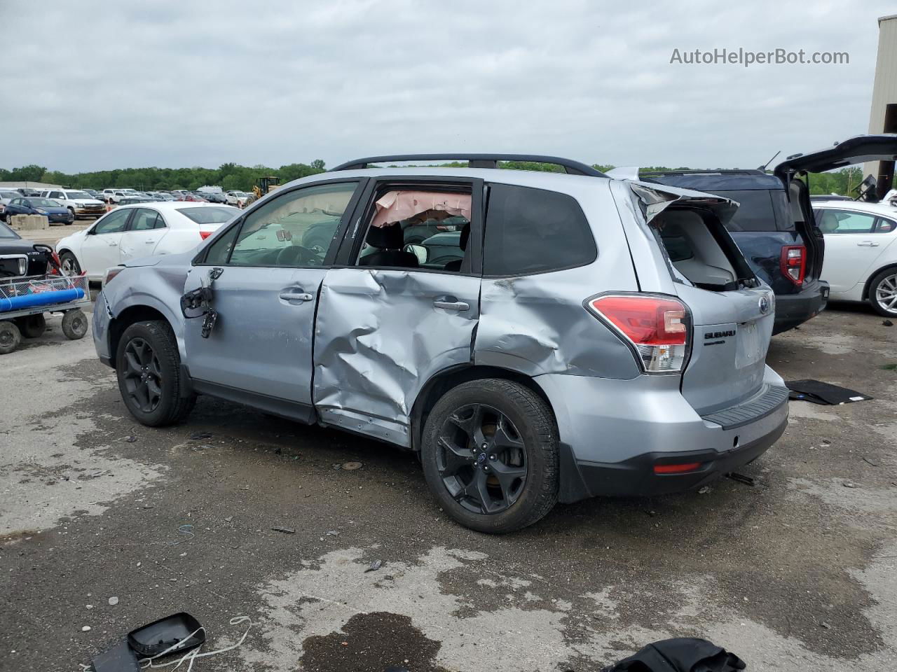 2018 Subaru Forester 2.5i Premium Silver vin: JF2SJAEC2JH494137