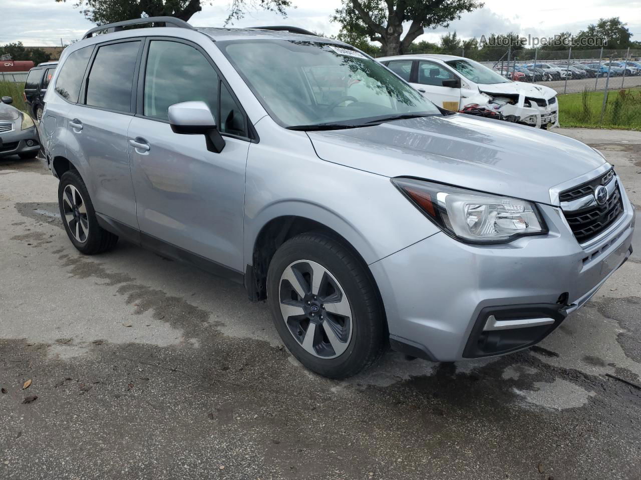 2018 Subaru Forester 2.5i Premium Silver vin: JF2SJAEC3JH541224