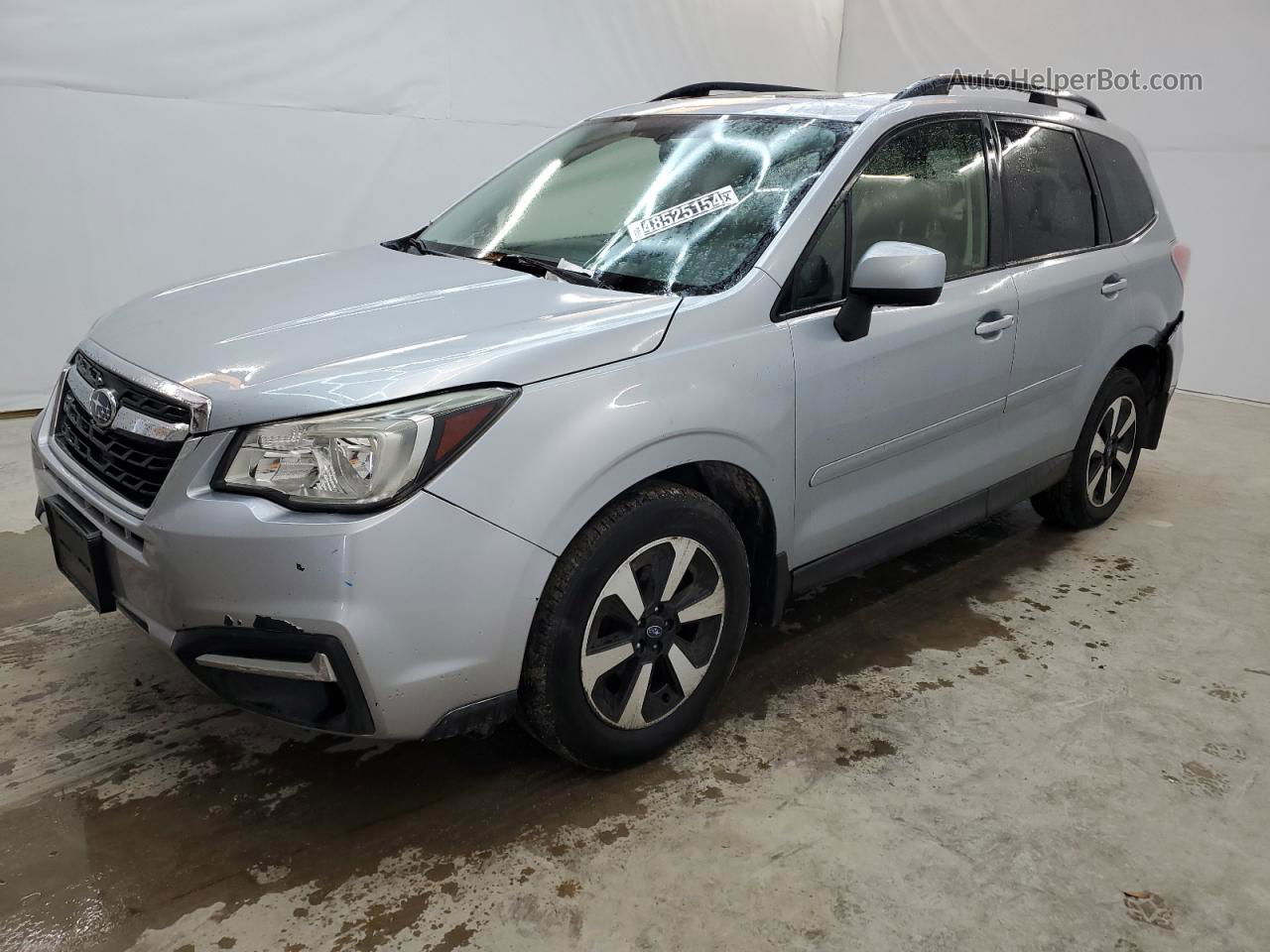 2017 Subaru Forester 2.5i Premium Silver vin: JF2SJAEC5HH436517