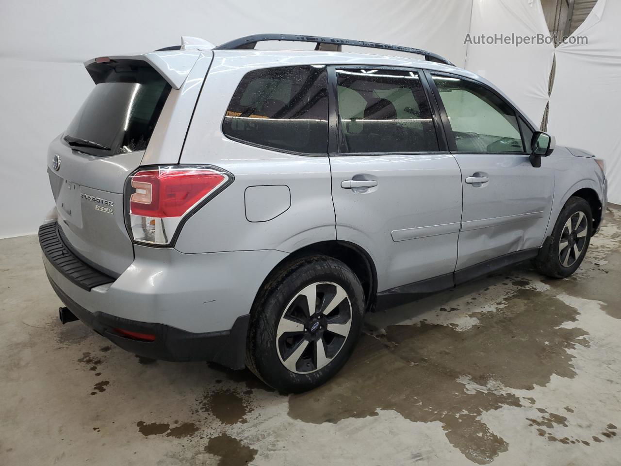 2017 Subaru Forester 2.5i Premium Silver vin: JF2SJAEC5HH436517