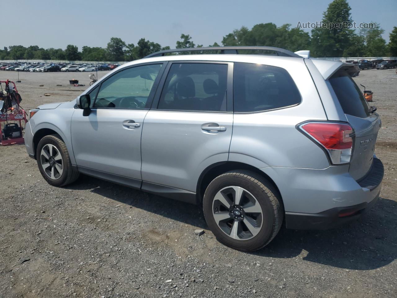 2018 Subaru Forester 2.5i Premium Silver vin: JF2SJAEC5JH529186