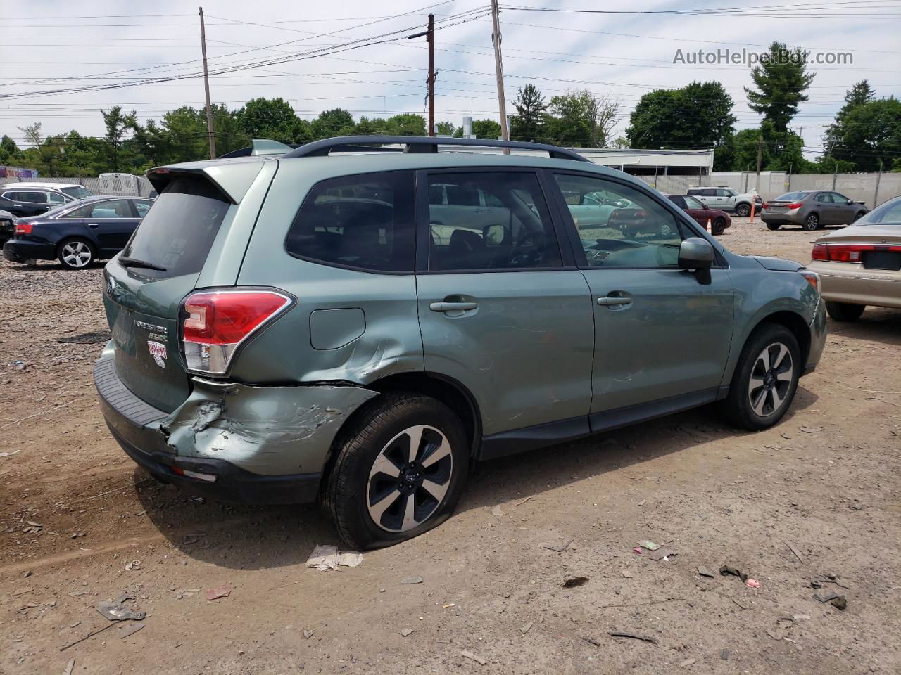 2017 Subaru Forester 2.5i Premium Зеленый vin: JF2SJAEC7HH402644