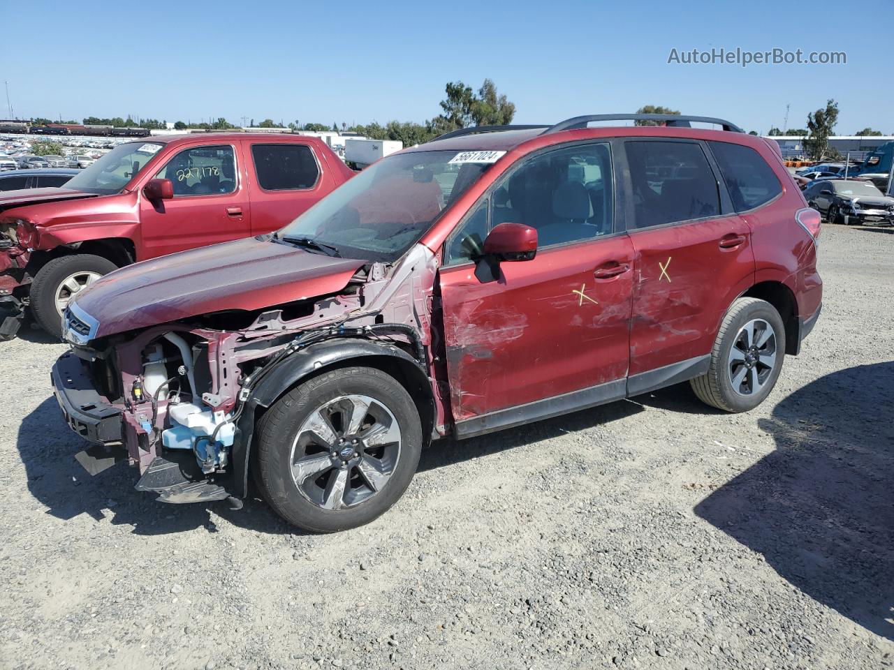 2018 Subaru Forester 2.5i Premium Red vin: JF2SJAEC7JH560312