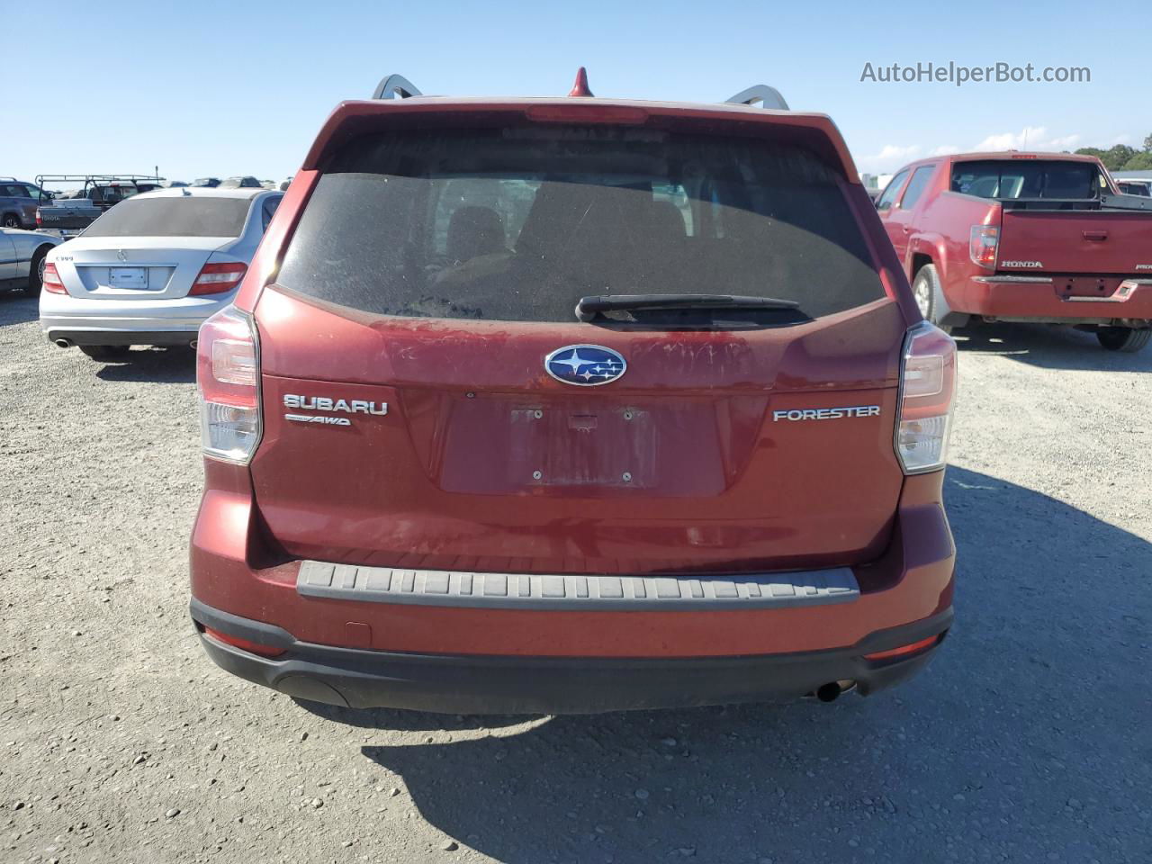 2018 Subaru Forester 2.5i Premium Red vin: JF2SJAEC7JH560312