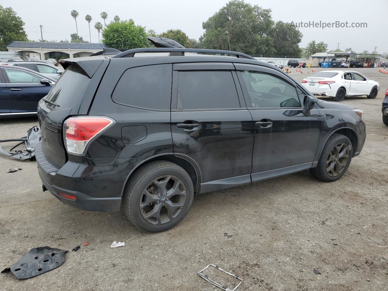 2018 Subaru Forester 2.5i Premium Black vin: JF2SJAEC8JH485829