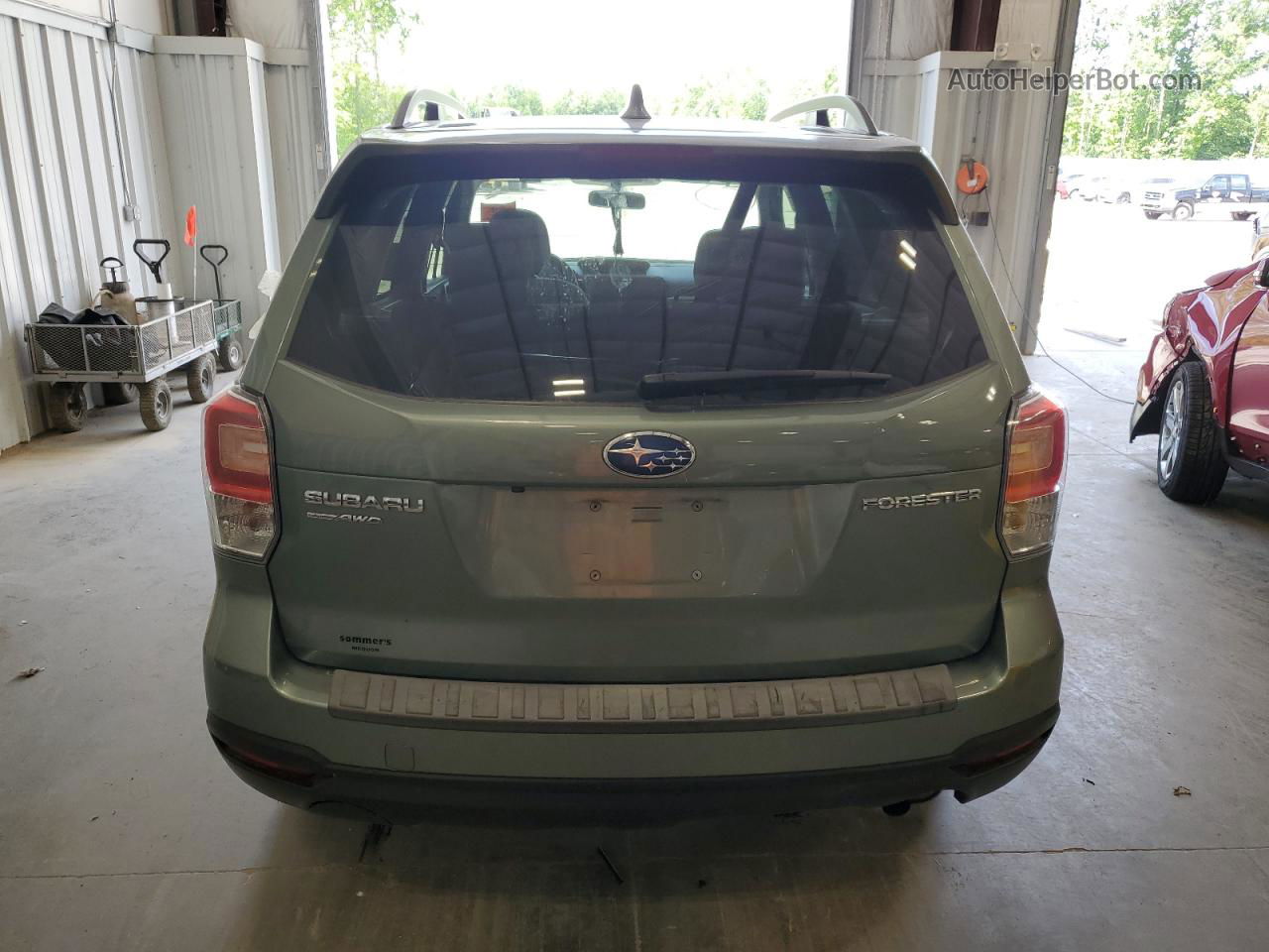 2018 Subaru Forester 2.5i Premium Green vin: JF2SJAECXJH447891