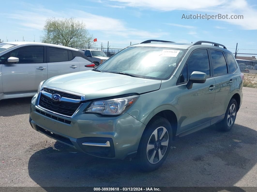 2018 Subaru Forester 2.5i Premium Green vin: JF2SJAECXJH448815