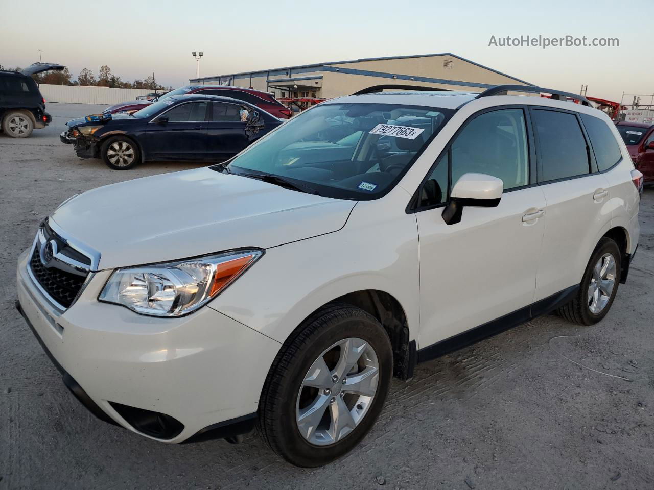 2016 Subaru Forester 2.5i Premium White vin: JF2SJAFC1GH562578