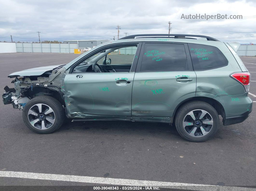 2017 Subaru Forester 2.5i Premium Зеленый vin: JF2SJAGC0HH513193