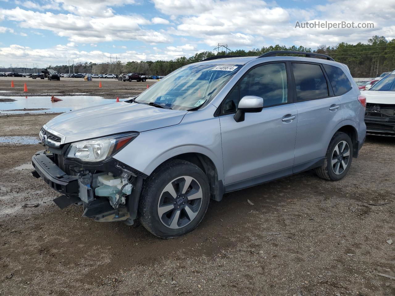 2018 Subaru Forester 2.5i Premium Silver vin: JF2SJAGC0JH542568