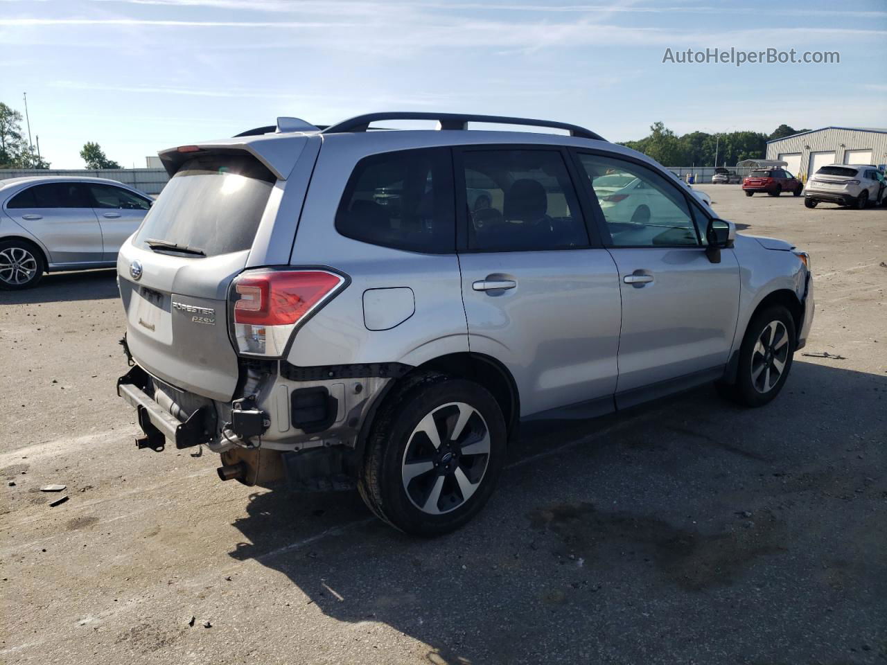 2017 Subaru Forester 2.5i Premium Silver vin: JF2SJAGC3HH503130