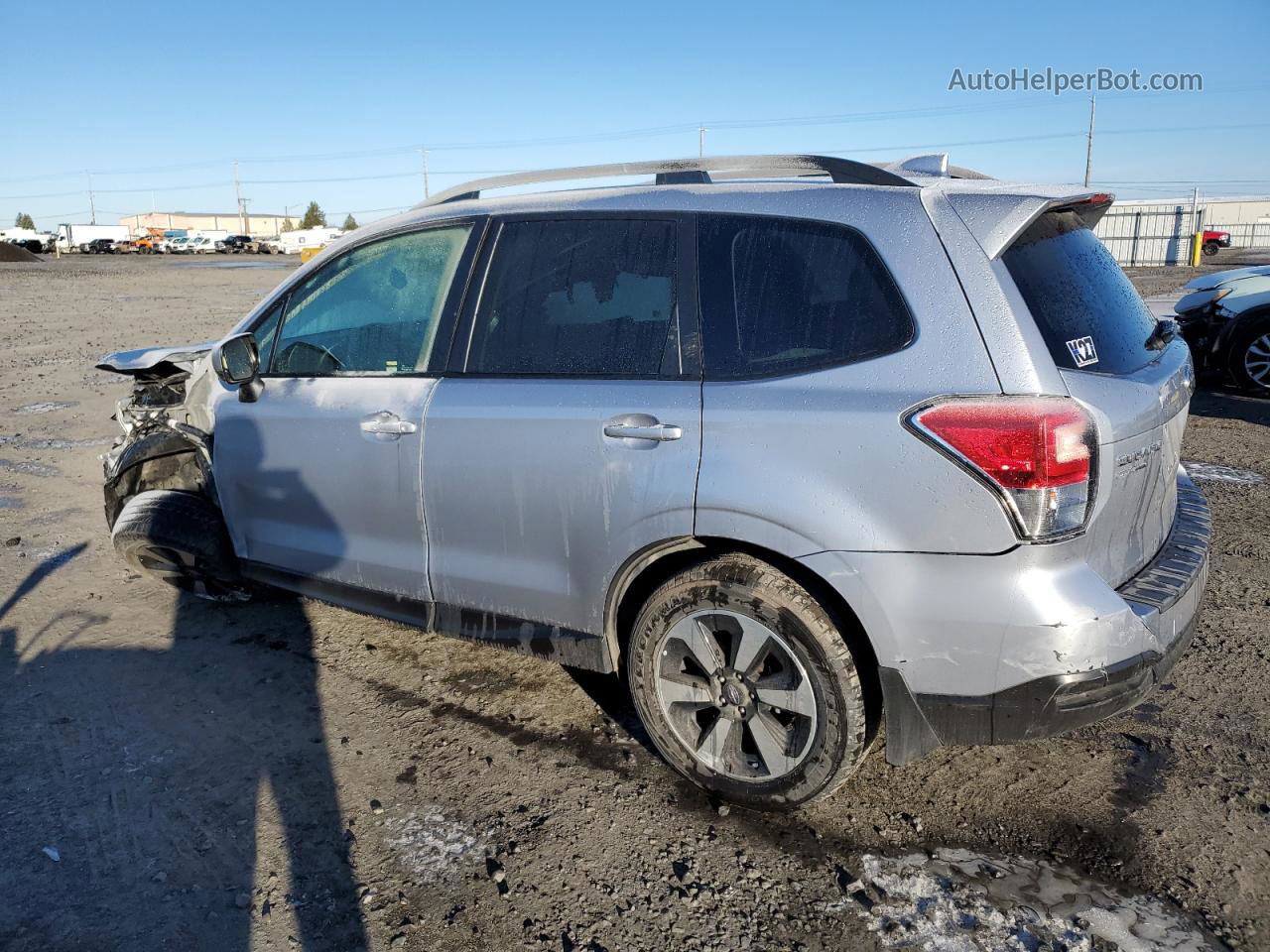 2018 Subaru Forester 2.5i Premium Silver vin: JF2SJAGC3JH448331