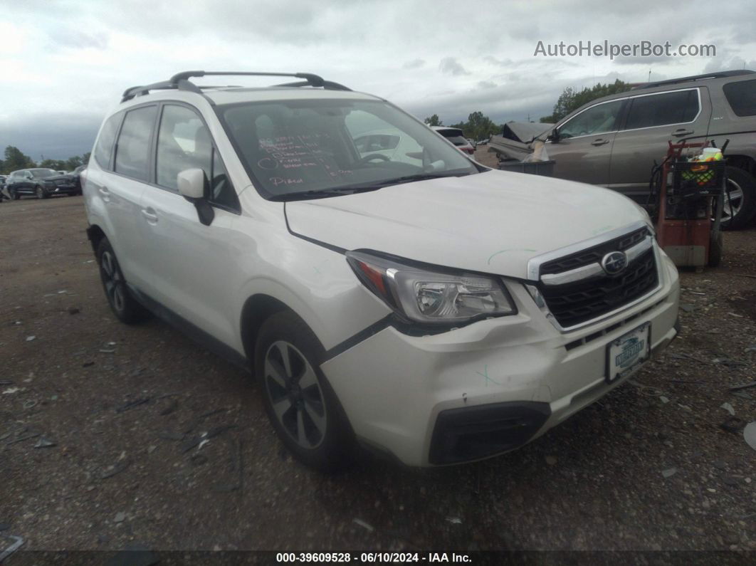 2018 Subaru Forester 2.5i Premium White vin: JF2SJAGC3JH469907