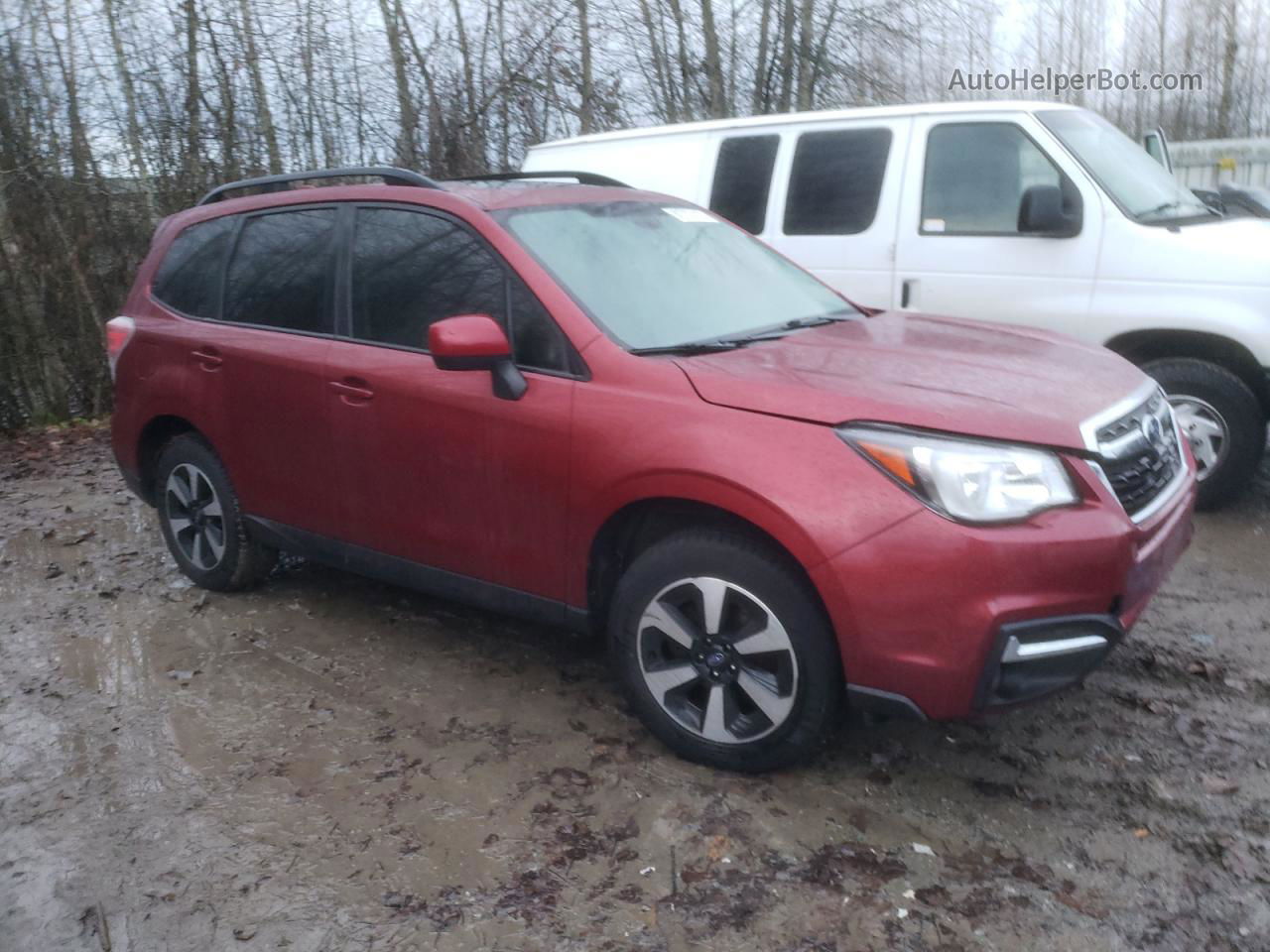 2018 Subaru Forester 2.5i Premium Burgundy vin: JF2SJAGC4JH545540