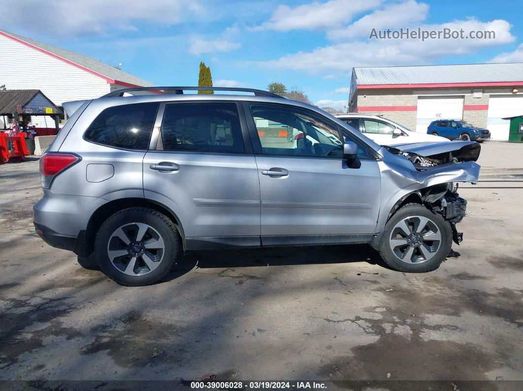 2017 Subaru Forester 2.5i Premium Silver vin: JF2SJAGC5HH421240