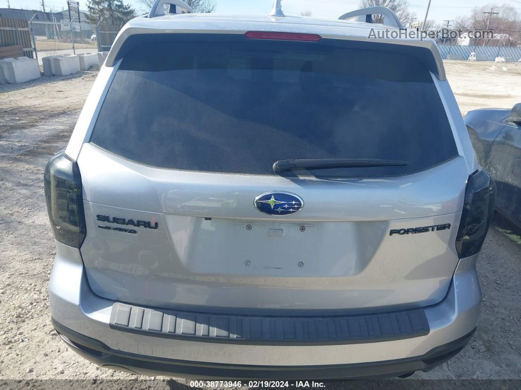 2018 Subaru Forester 2.5i Premium Silver vin: JF2SJAGC9JH552337