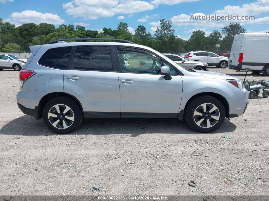 2017 Subaru Forester 2.5i Premium Silver vin: JF2SJAGCXHH573837