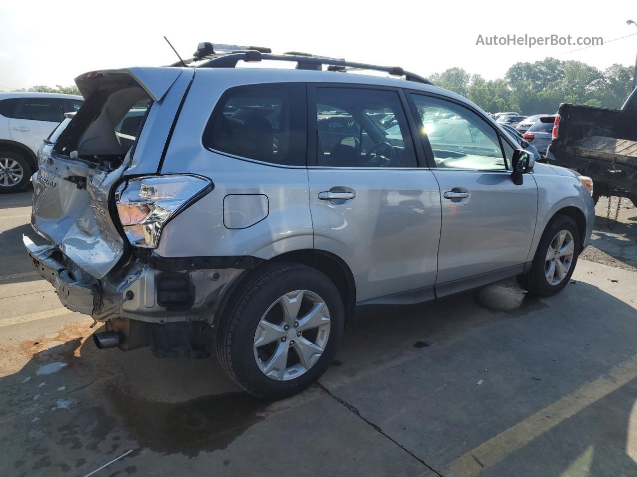 2015 Subaru Forester 2.5i Limited Silver vin: JF2SJAHC0FH574572