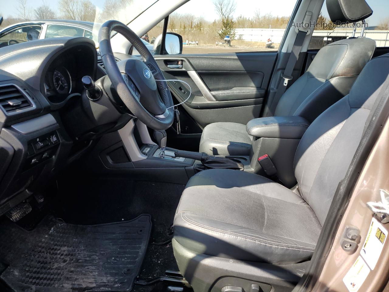 2016 Subaru Forester 2.5i Limited Бежевый vin: JF2SJAHC0GH491418