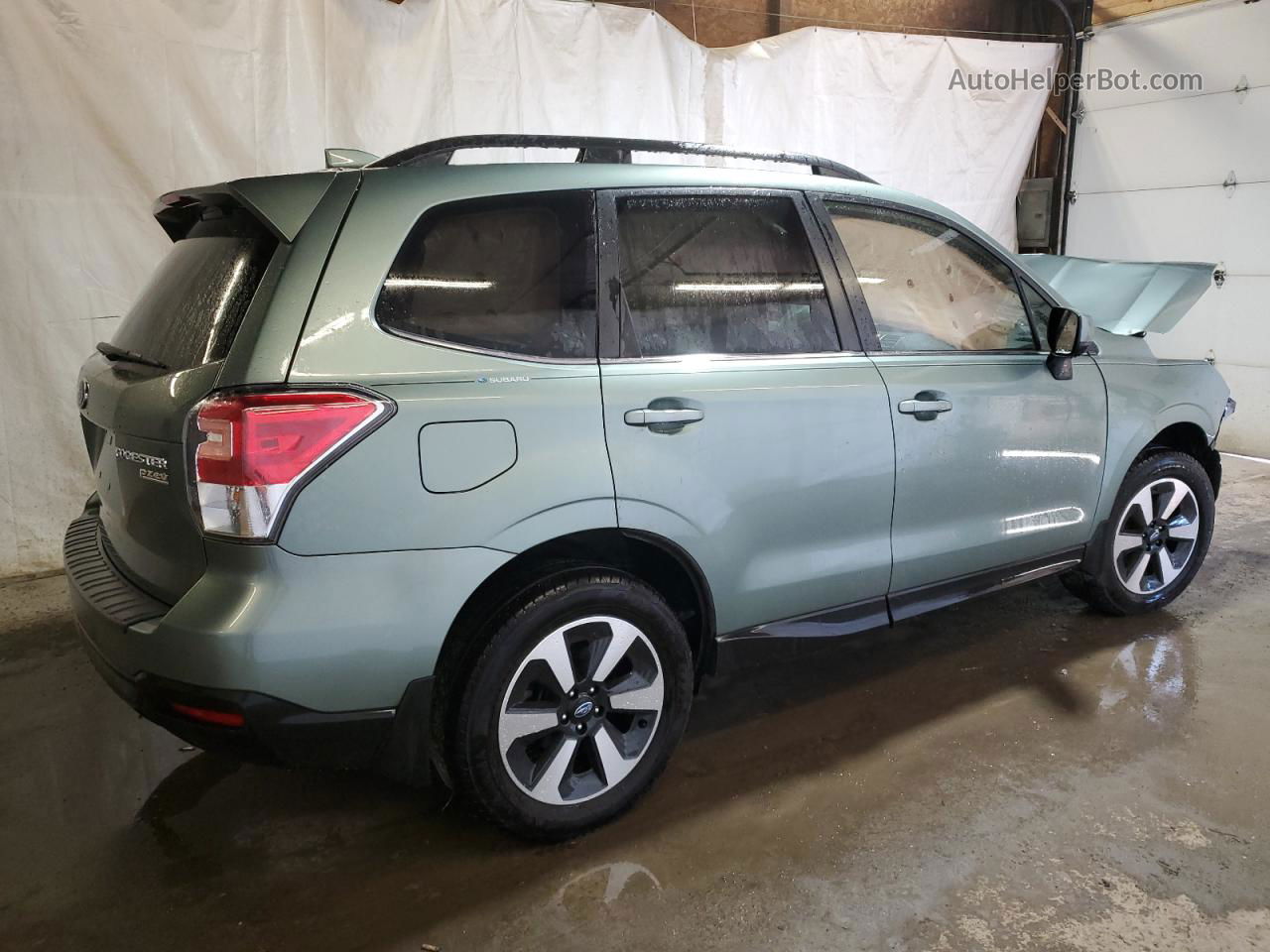 2017 Subaru Forester 2.5i Limited Зеленый vin: JF2SJALC7HH593002