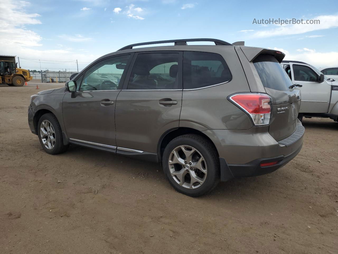 2017 Subaru Forester 2.5i Touring Brown vin: JF2SJATC1HH433410