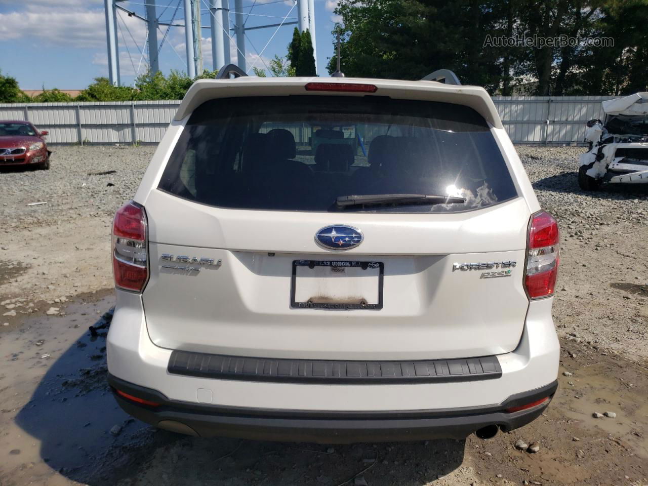 2015 Subaru Forester 2.5i Touring White vin: JF2SJAUC7FH412766