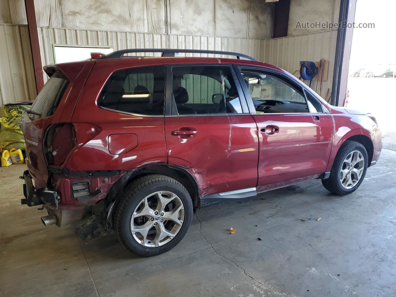 2018 Subaru Forester 2.5i Touring Red vin: JF2SJAWC1JH586922