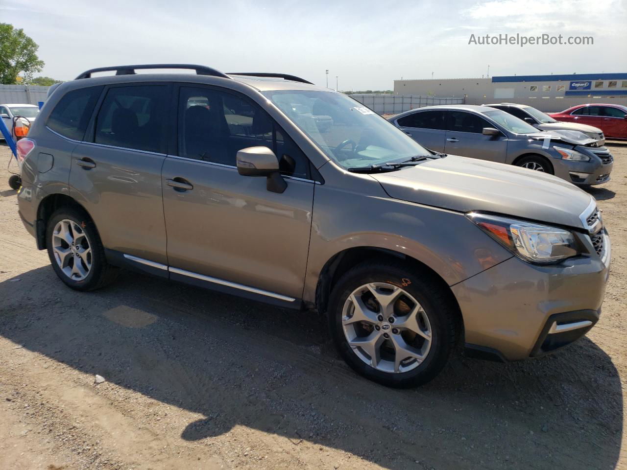 2018 Subaru Forester 2.5i Touring Gray vin: JF2SJAWC3JH475532