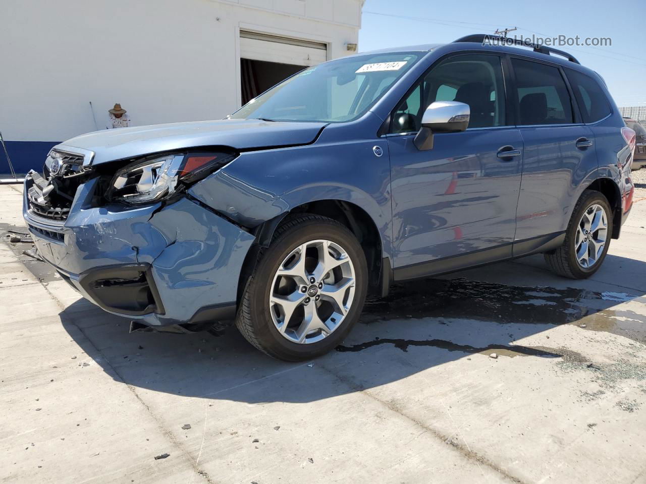 2018 Subaru Forester 2.5i Touring Blue vin: JF2SJAWC4JH534507