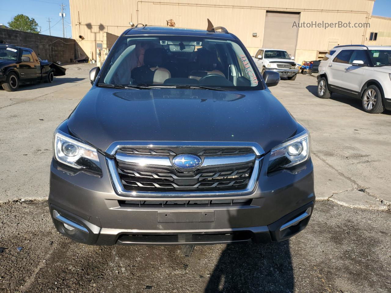 2018 Subaru Forester 2.5i Touring Brown vin: JF2SJAWC7JH522237