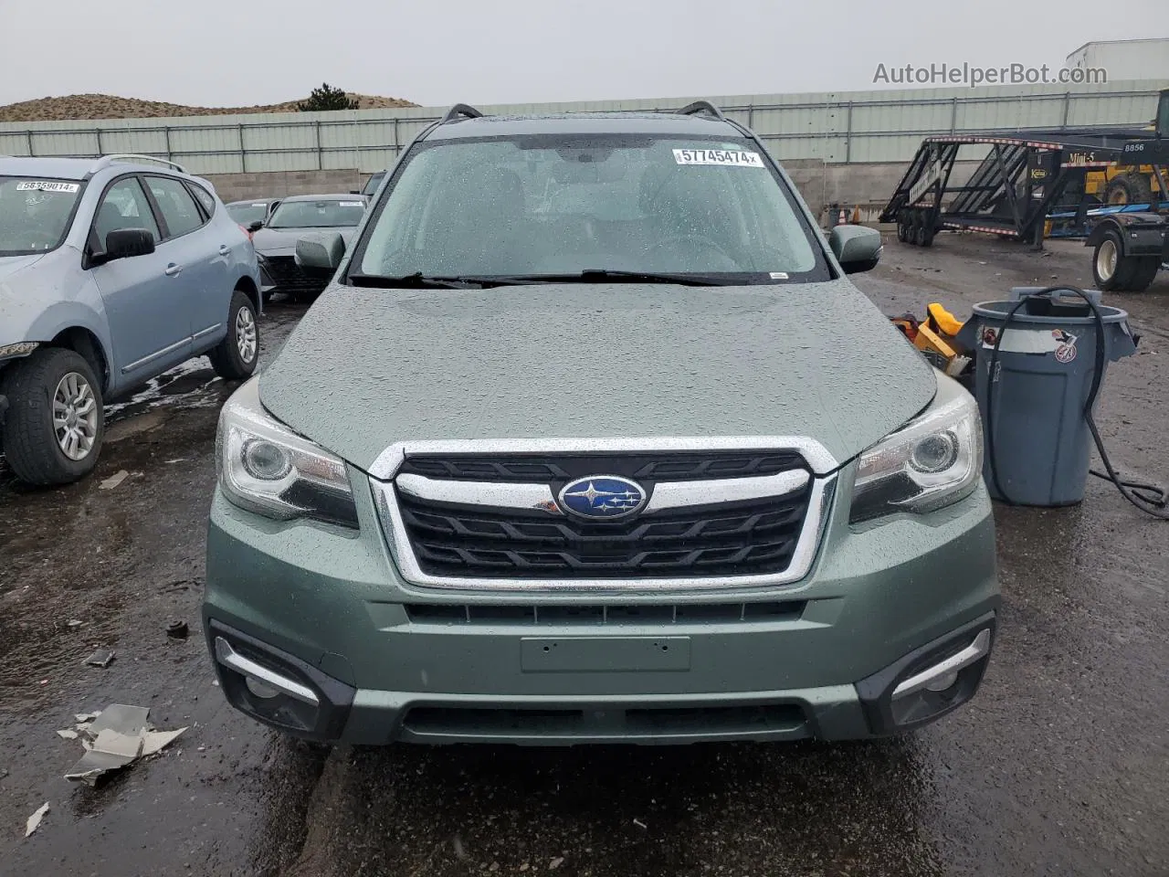 2018 Subaru Forester 2.5i Touring Green vin: JF2SJAWC7JH576556