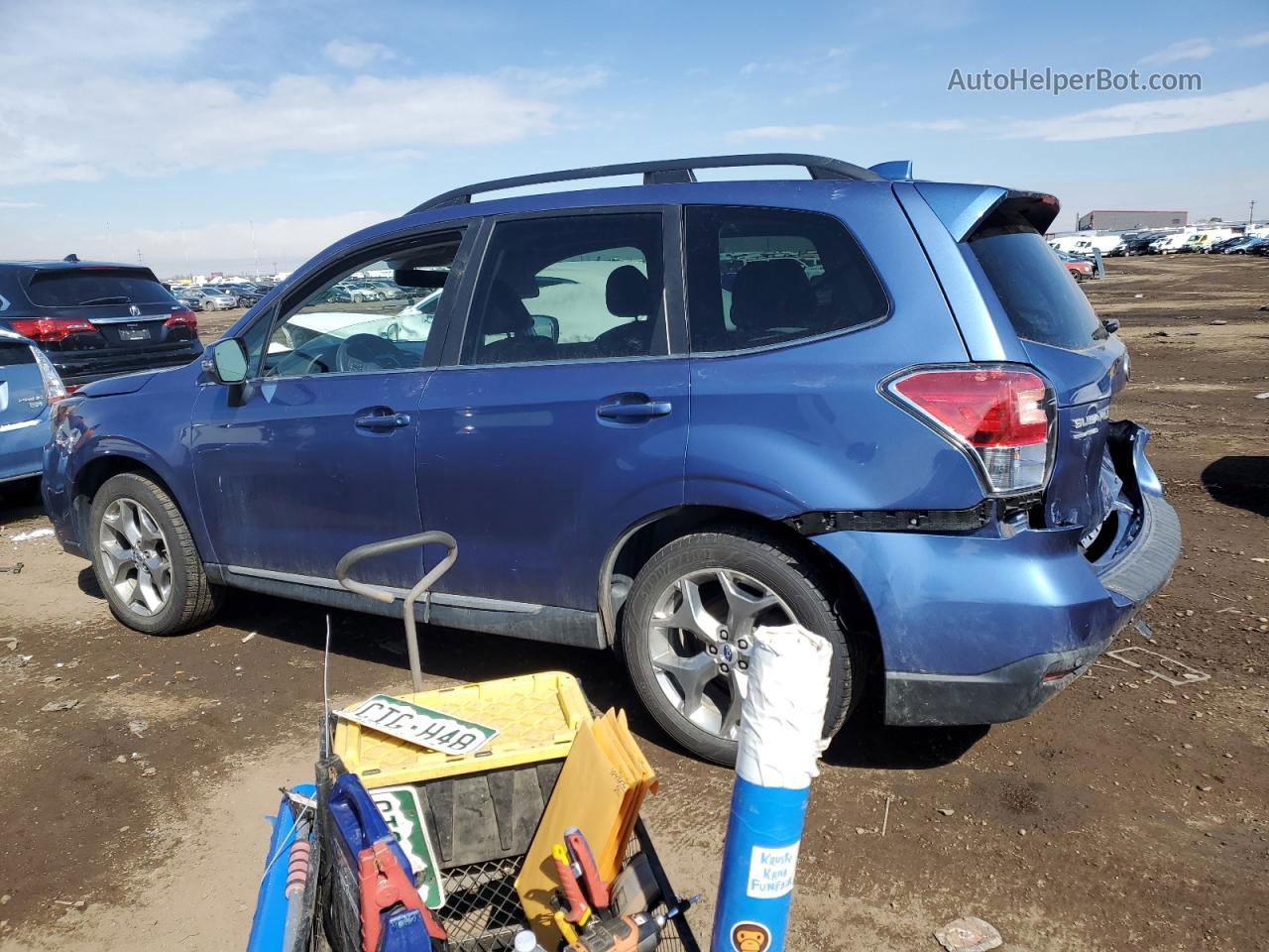 2018 Subaru Forester 2.5i Touring Blue vin: JF2SJAWCXJH536049