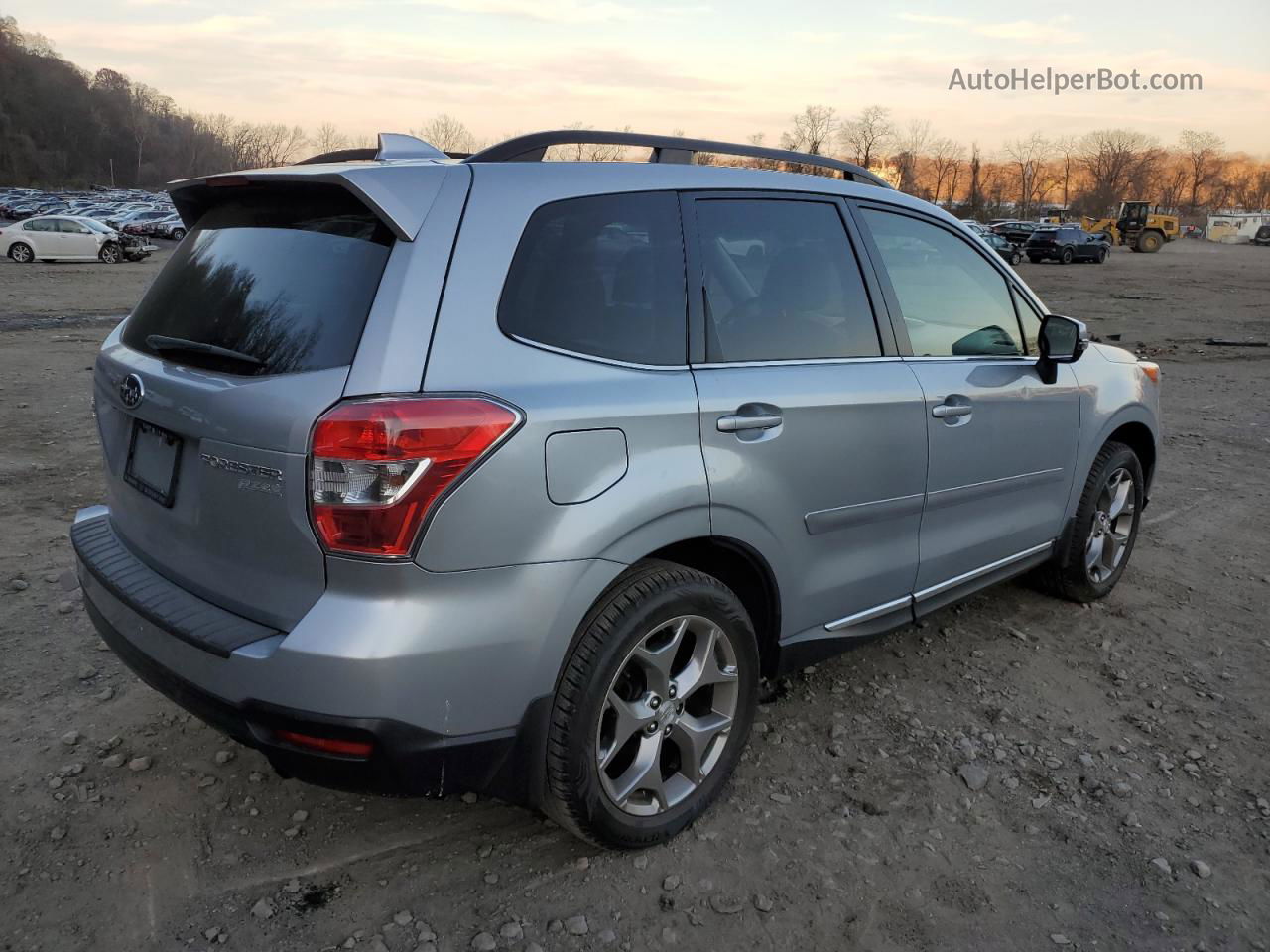 2016 Subaru Forester 2.5i Touring Silver vin: JF2SJAXC0GH540912