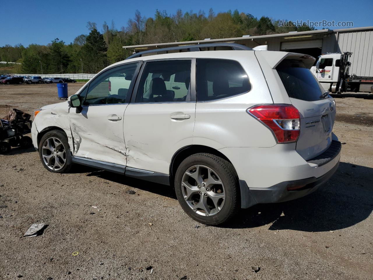 2016 Subaru Forester 2.5i Touring White vin: JF2SJAXC7GH516218