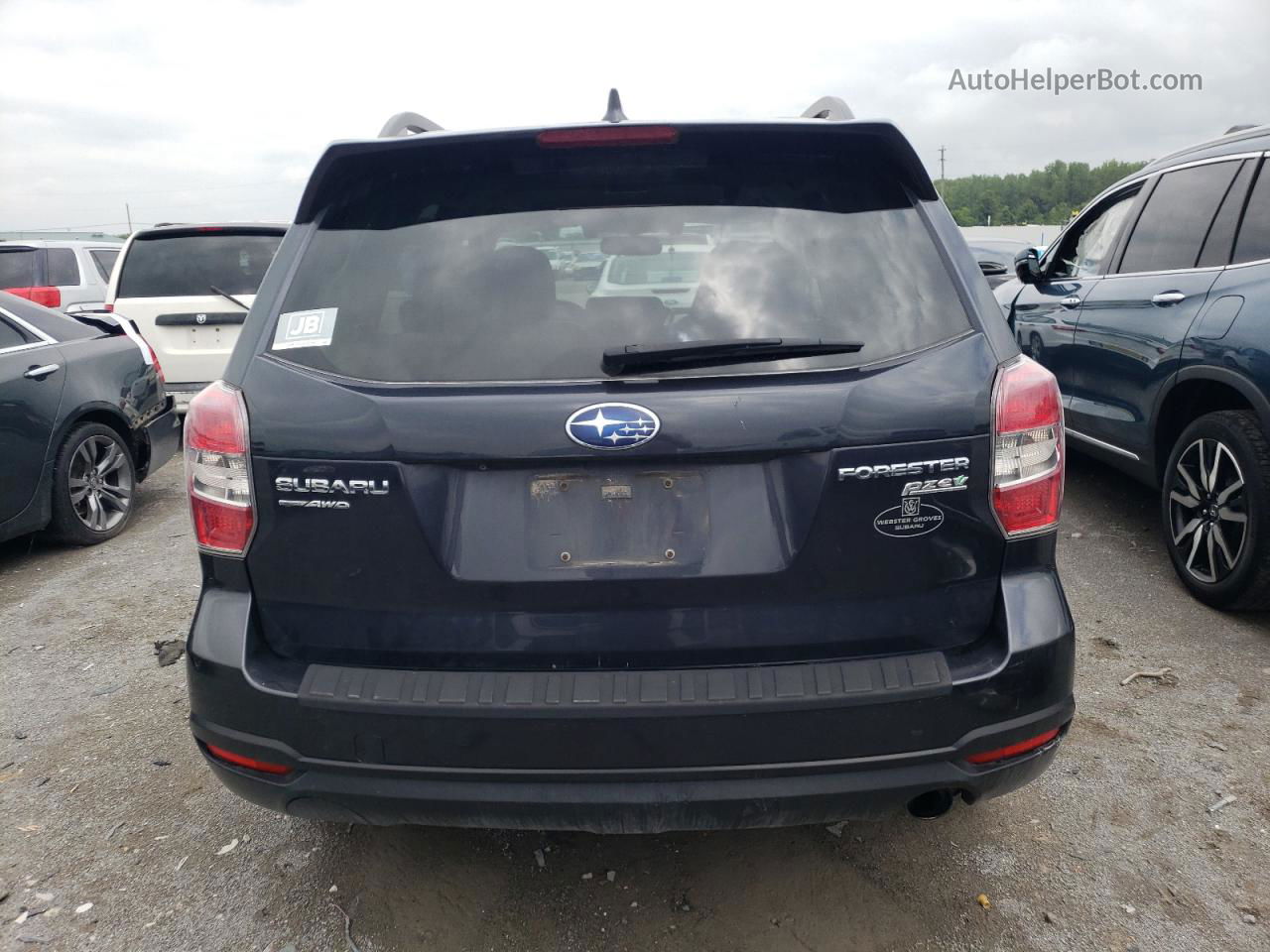 2016 Subaru Forester 2.5i Touring Black vin: JF2SJAXC8GH428732