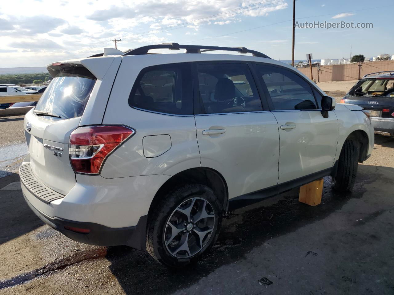 2016 Subaru Forester 2.0xt Premium White vin: JF2SJGDC1GH407941