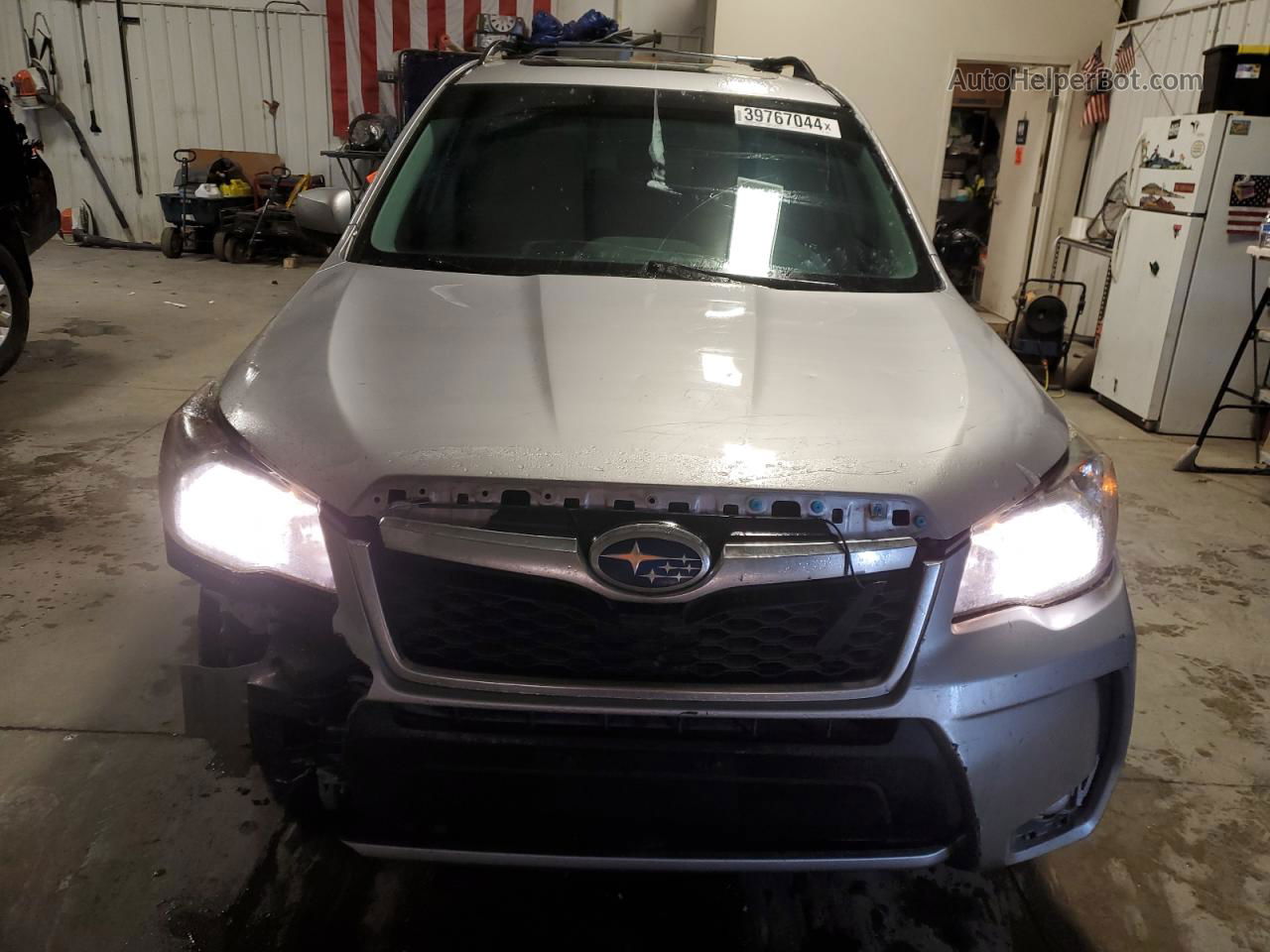 2016 Subaru Forester 2.0xt Premium Серебряный vin: JF2SJGDC5GH505760