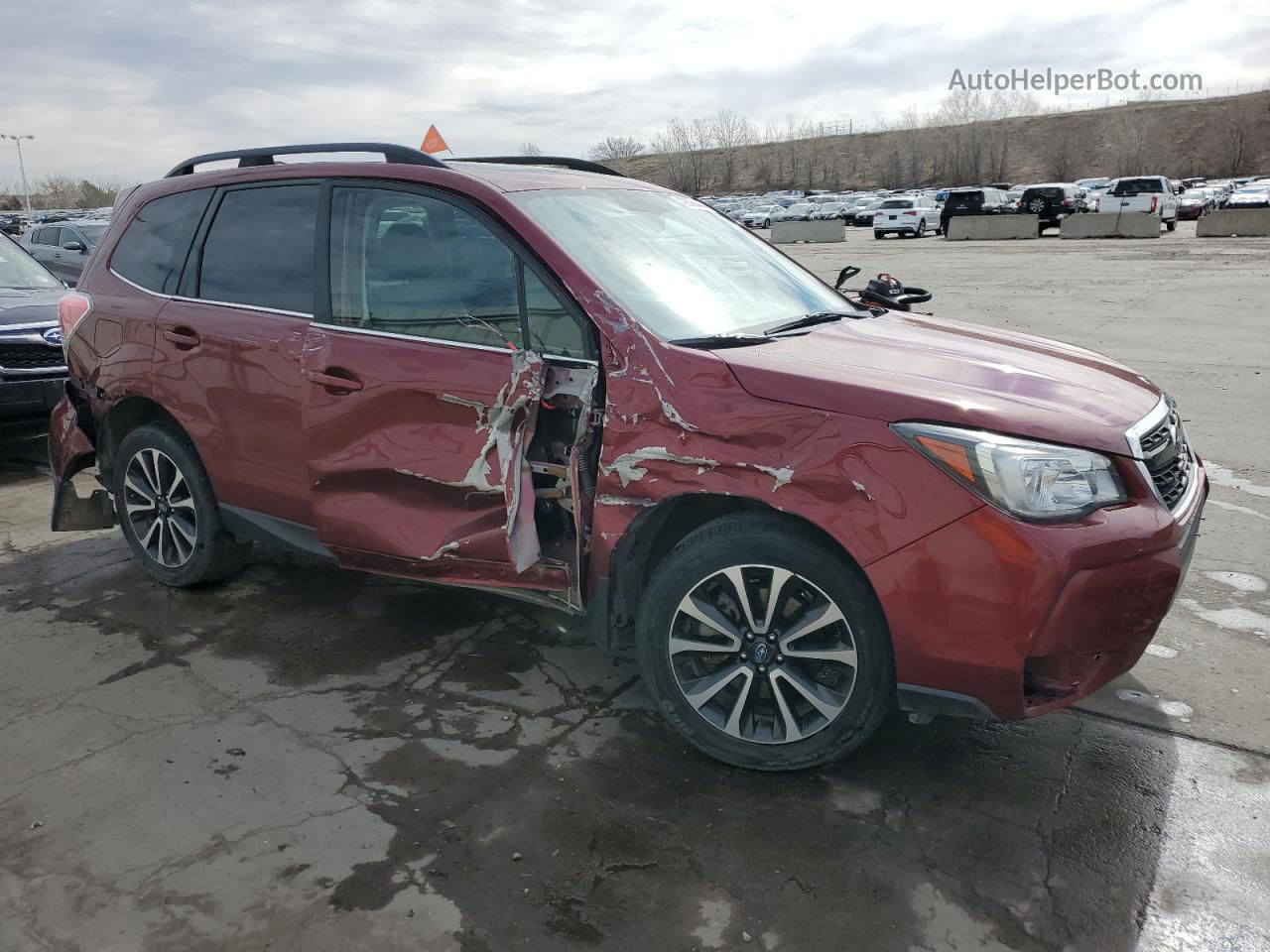 2017 Subaru Forester 2.0xt Premium Burgundy vin: JF2SJGEC1HH510356