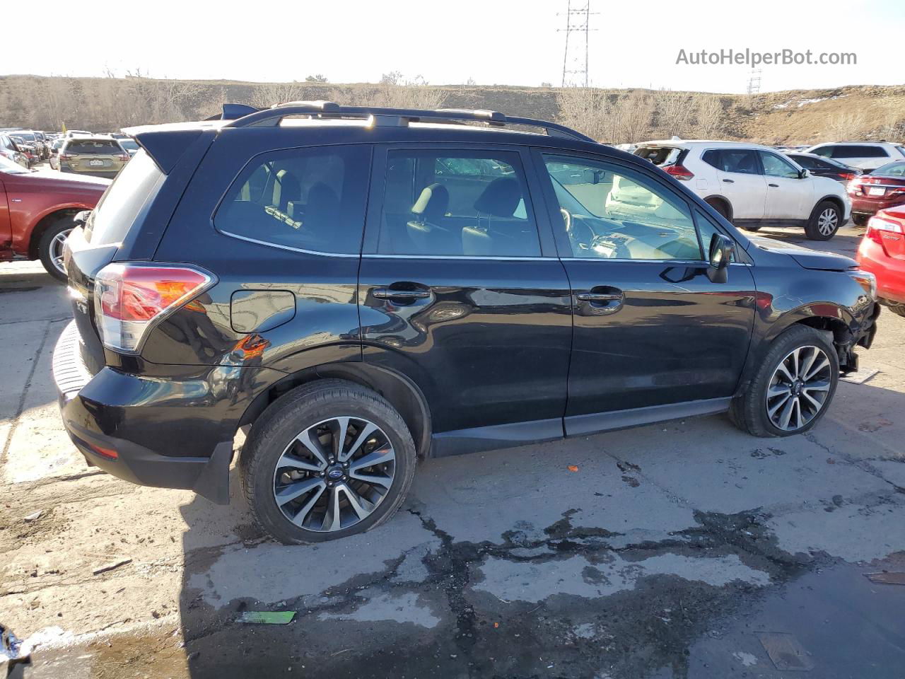 2018 Subaru Forester 2.0xt Premium Черный vin: JF2SJGEC6JH405057