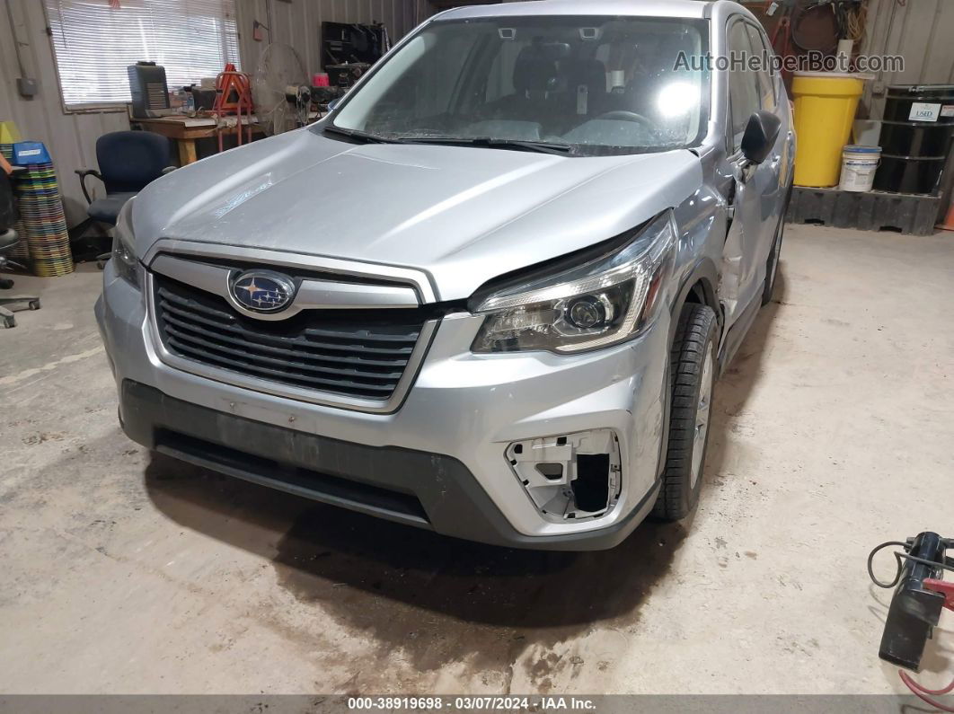 2020 Subaru Forester Silver vin: JF2SKAAC4LH539634