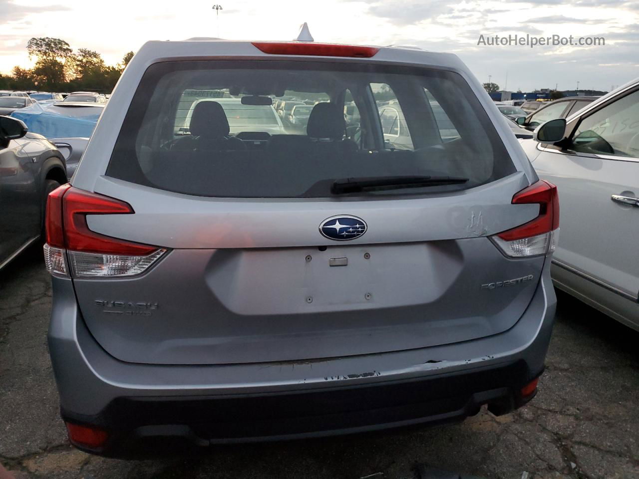 2019 Subaru Forester  Gray vin: JF2SKAAC5KH548275