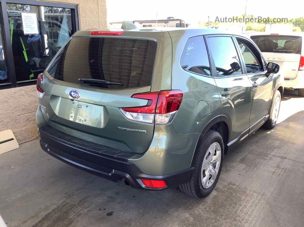 2019 Subaru Forester   vin: JF2SKAAC7KH521210